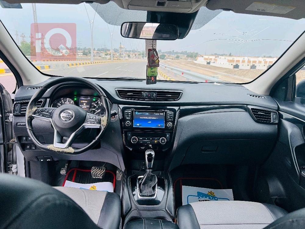 نيسان روج سبورت